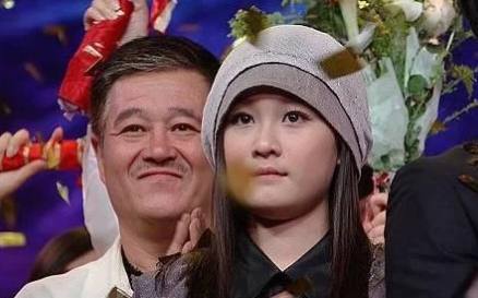 同爹不同命,一个结婚生子,一个如今却过成这样|赵一涵|赵本山|赵玉芳