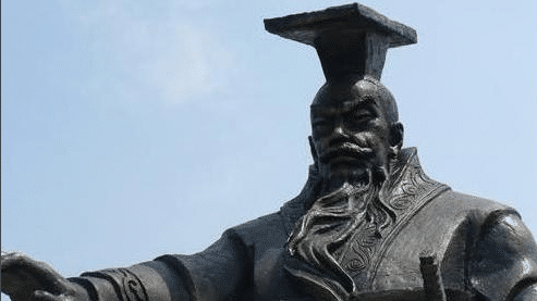 周公召公和吕尚原分封在成周附近，二次分封后则封地变远