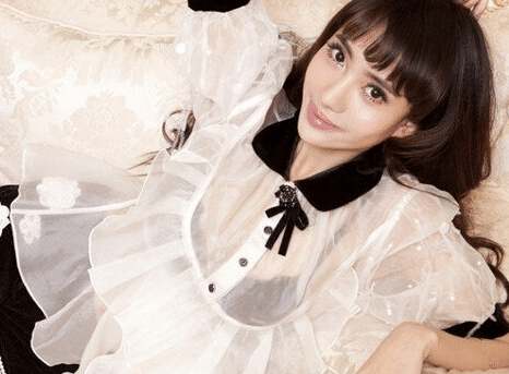 还记得《爱情公寓》诺澜吗?开启"崩溃式发育",成为男人的梦想