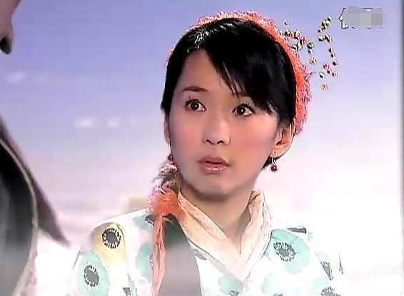 她25岁获视后,林心如闺蜜,与老公姐弟恋如今43岁被宠成公主|蔡君茹