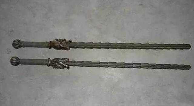 农民工小伙挖出"龙头棍子",专家说出其真实来历,众人不淡定啦