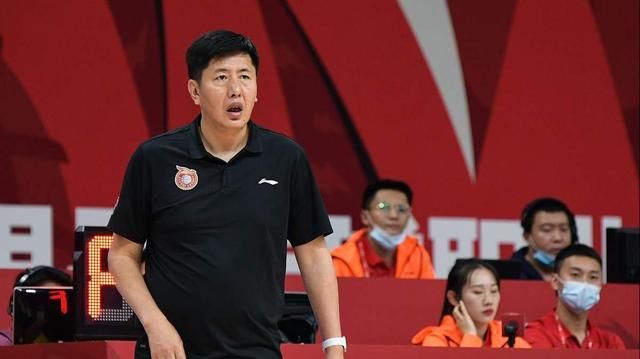 张涵均来自吉林,他通过学长邵天罡的引荐,在08年加