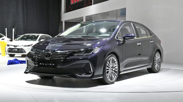 3分钟看车圈：大众速腾的新对手，丰田新轿车有啥亮点？