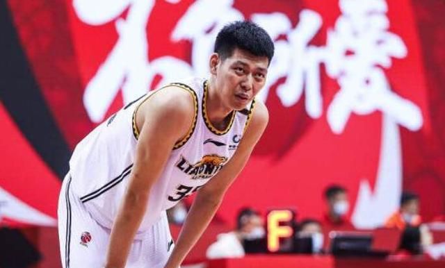 8分钟6犯!除了盖帽所有数据都是0 辽篮2米18高塔该如何走出困境休闲区蓝鸢梦想 - Www.slyday.coM