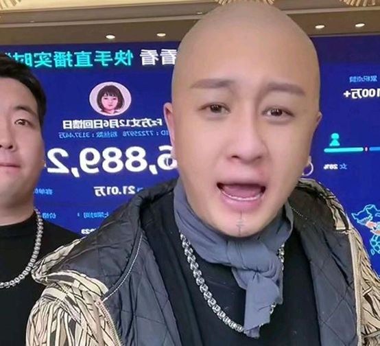 网红方丈直播大骂王海还公开嘲笑刘德华被王海曝光其疑卖假货