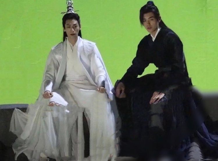 走陈情令老路曝罗云熙陈飞宇同框星光大赏飞云系顶流预定