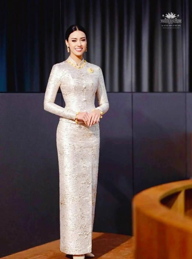 泰国环球小姐冠军阿曼达国色天香气质出众礼服裙搭配出高级范