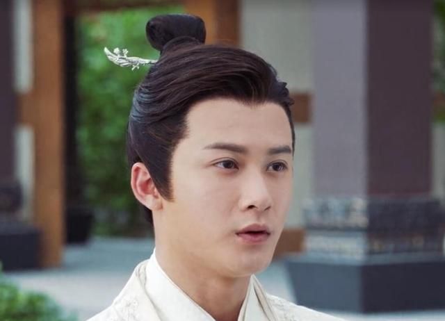 最后终于在冯贵妃墓前对冯夕失望,选择单独刺杀陆远潼.