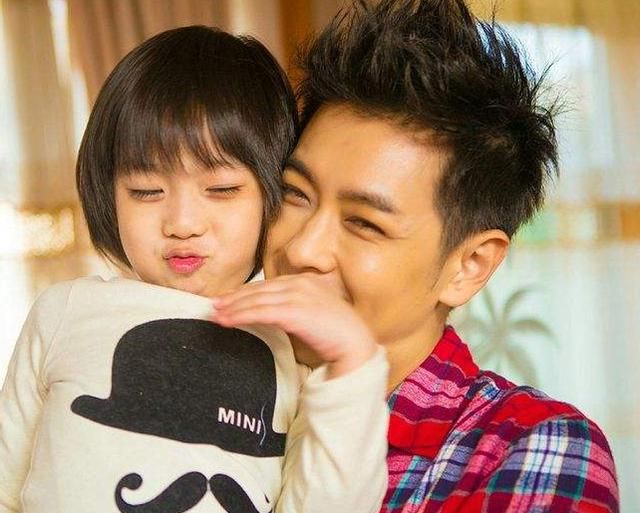 近照让人直呼认不出,难怪林志颖不晒了|林志颖|近照|陈若仪_新浪新闻