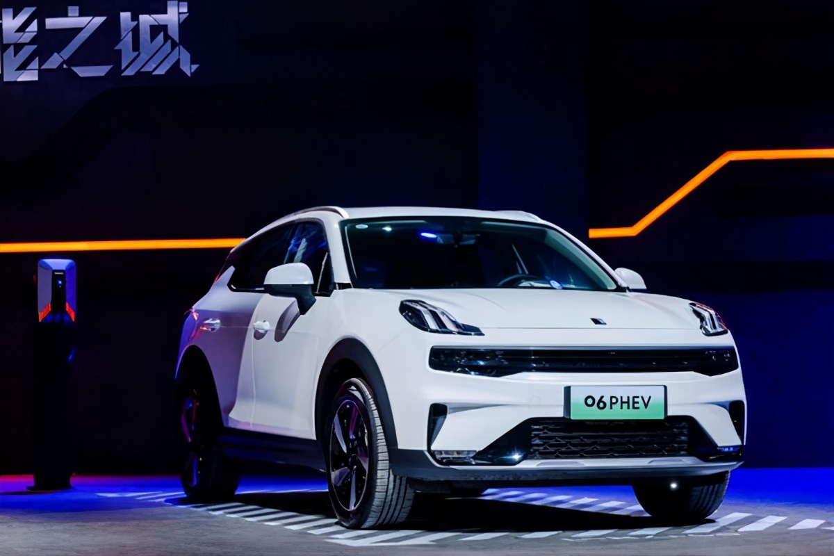 领克06phev开起来咋样?三缸机抖不抖?