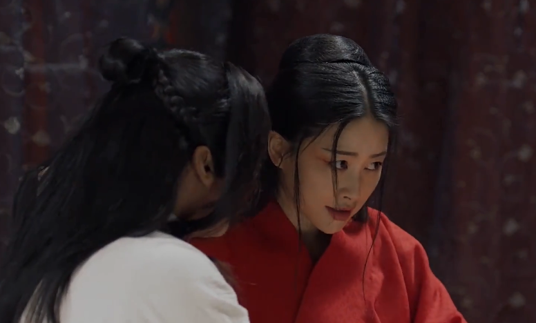 在最新剧情里,赵后与嫪毐已同榻而卧,剧情急速走向之下,赵后甚至已经