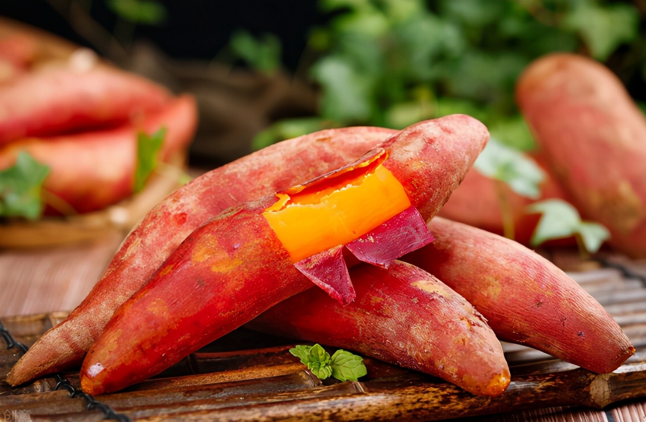 蒸红薯直接上锅蒸是大错这才是正确方法红薯甘甜又松软