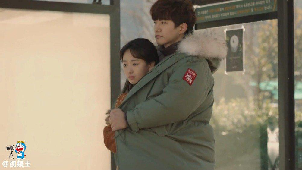 寒冷的冬天和温暖的大衣抱更配哦我也想天天的爱情啊