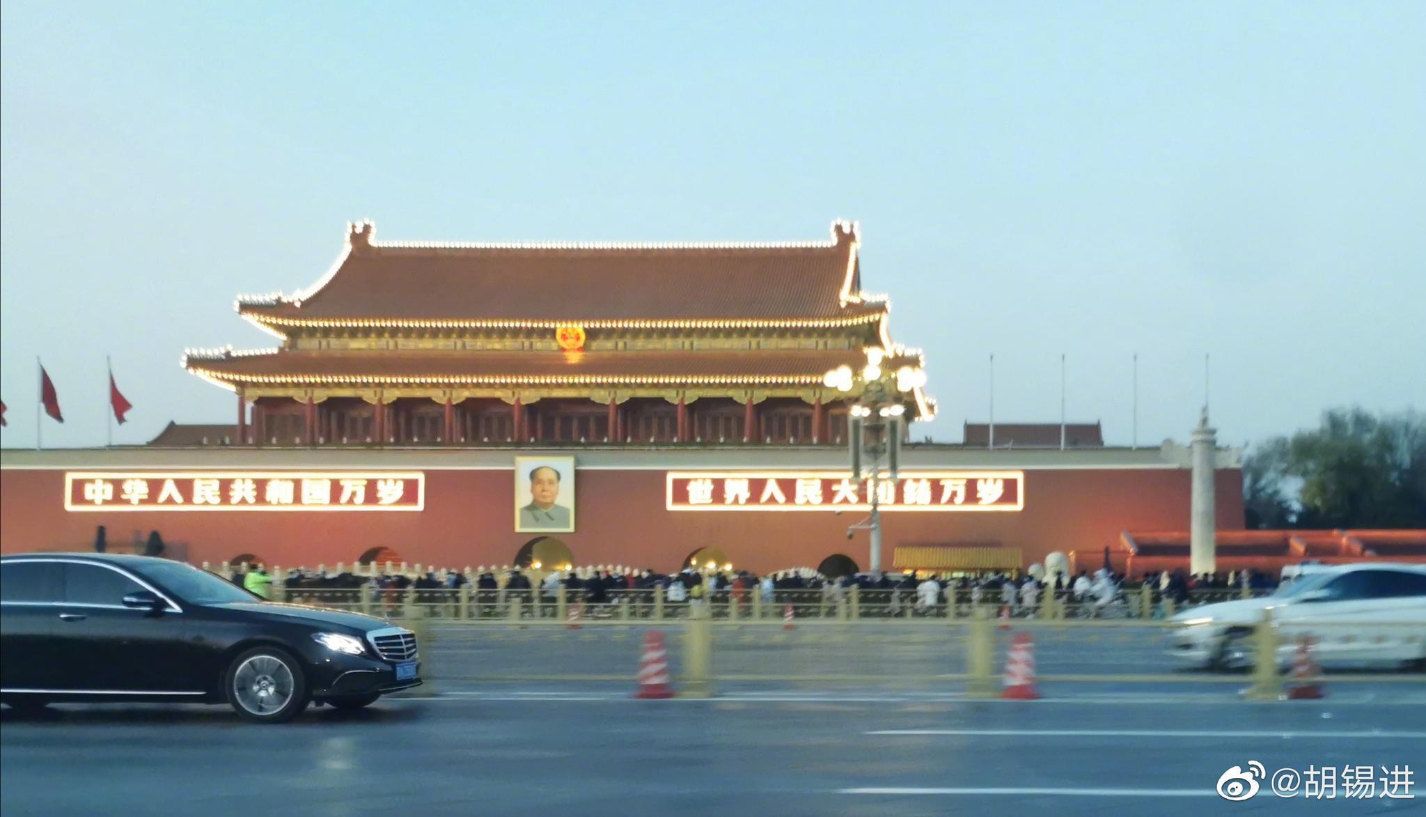 今天又路过天安门,也不知怎么想到了,这座当年皇城的南大门…………|天安门_新浪新闻
