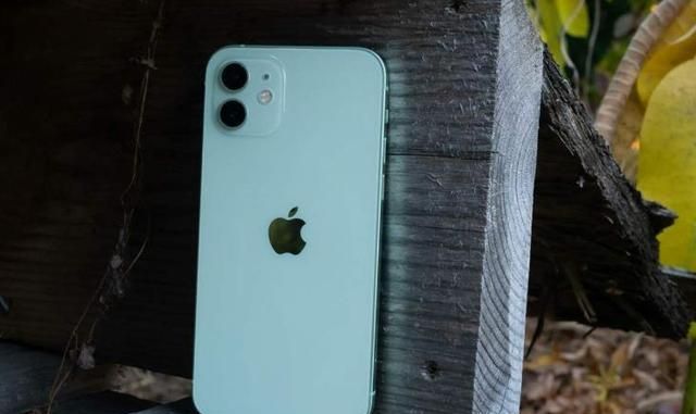 从5499跌至4799,苹果a12 ios14,比iphone11值得买