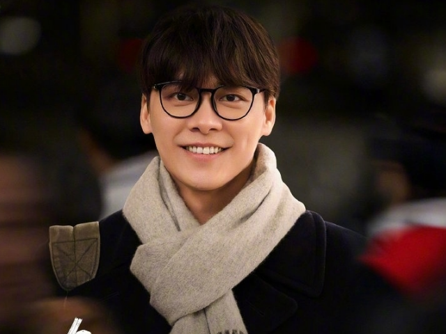 那就是李易峰,陈星旭,张馨予,肖央,段博文,于震等等,全都是当红一线