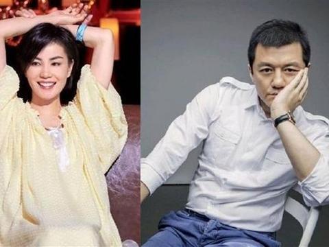 但不是嫁谢霆锋,而是"火云邪神"梁小龙的徒弟李威龙,让人大傻眼