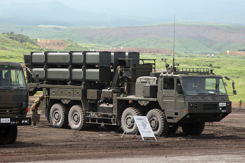 图为12式陆基反舰导弹