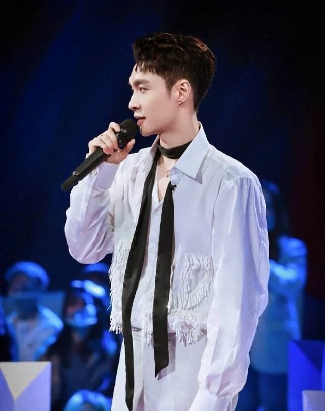 我们的歌2张艺兴空降现场称与张信哲合作简直太梦幻