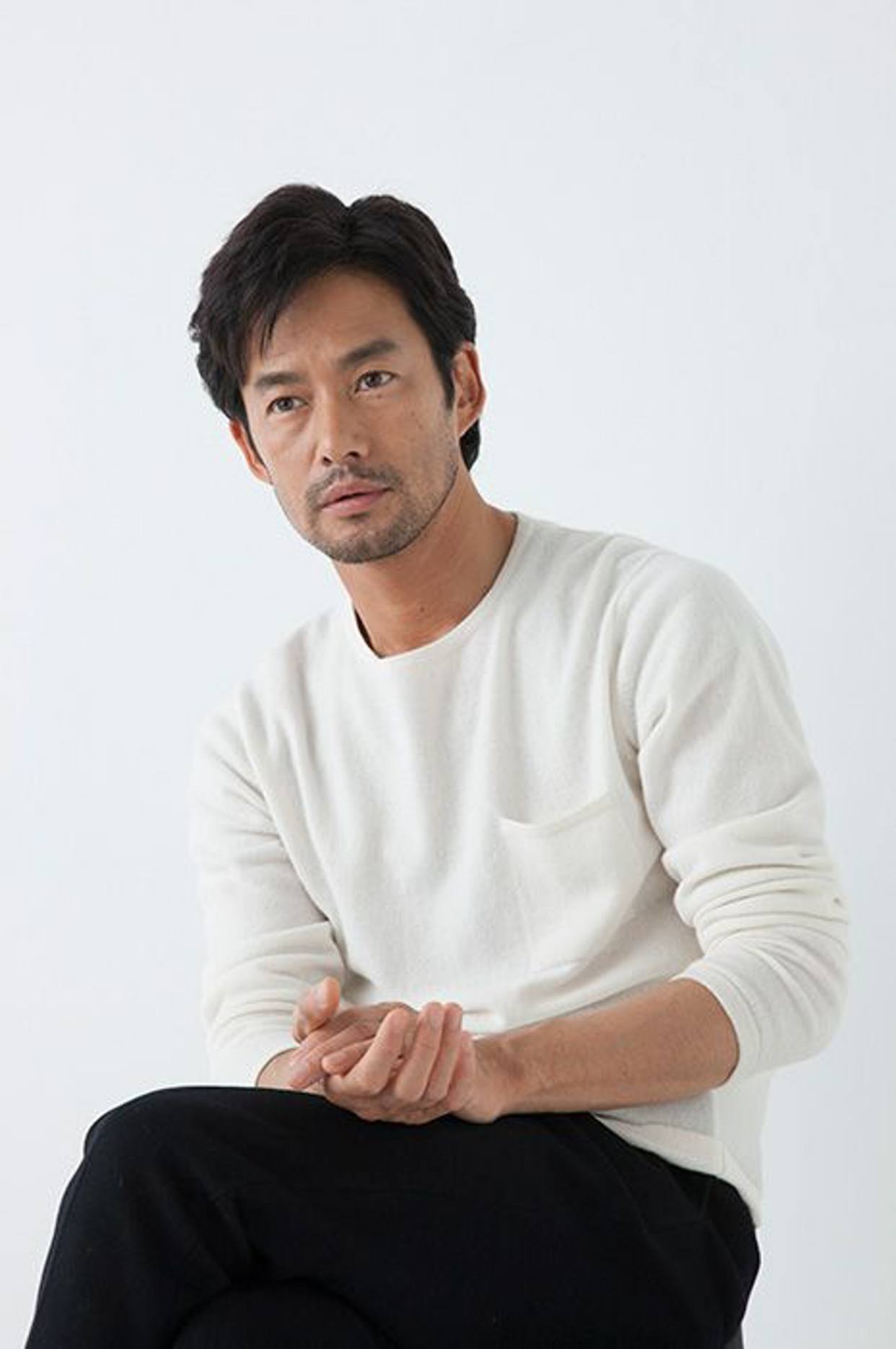 【5】竹野内丰- 49岁(46票).【6】齐藤工- 38岁(43票).