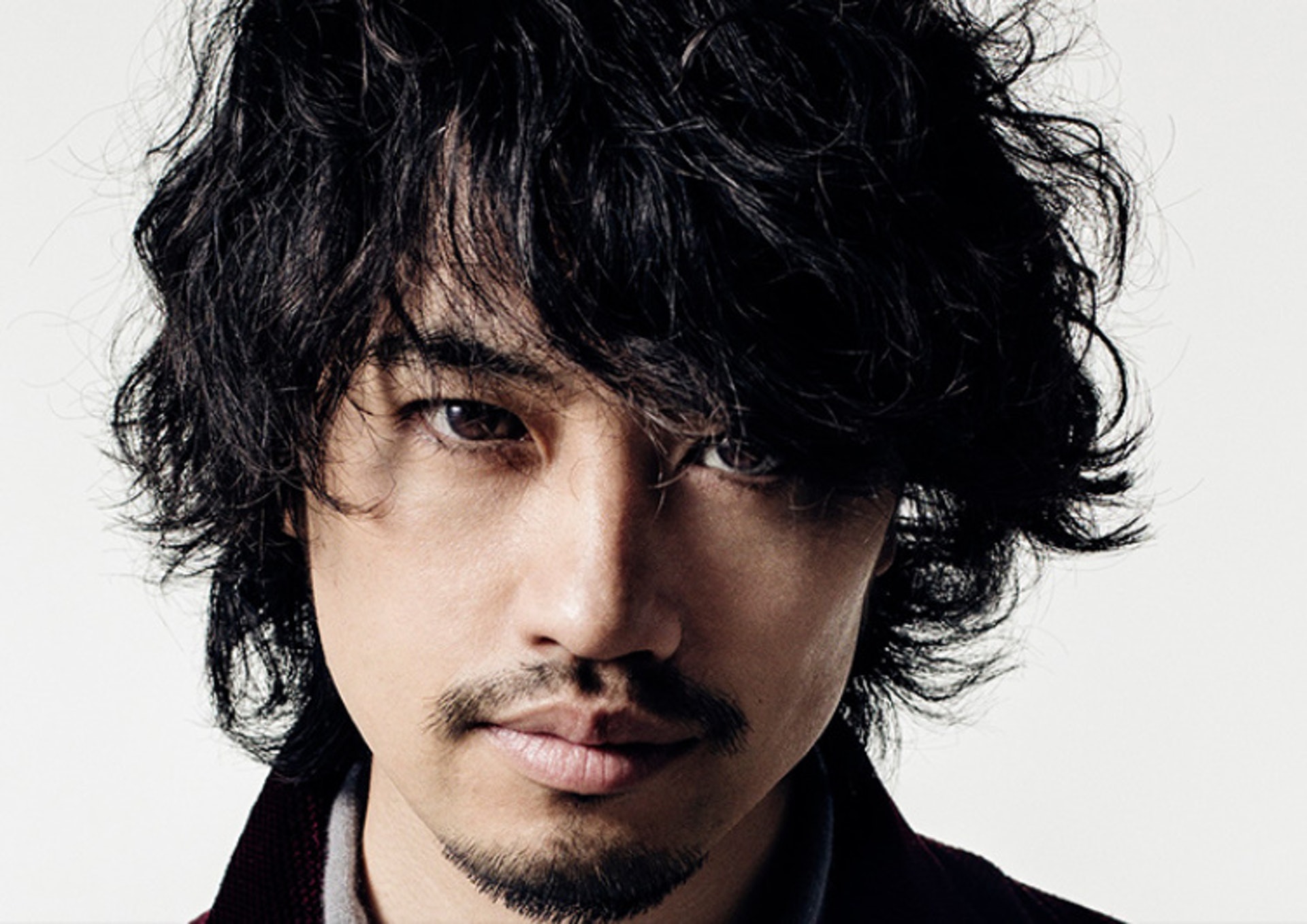 【6】齐藤工- 38岁(43票).