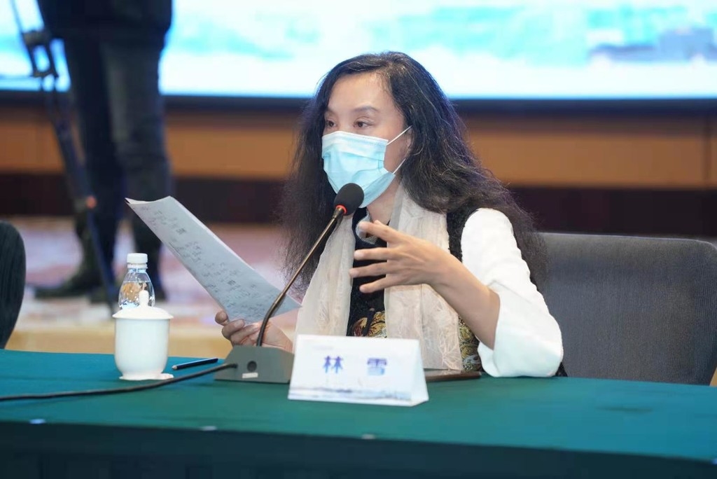 第四届成都国际诗歌周|鲁迅文学奖获得者,诗人林雪:诗歌为人类的灾难