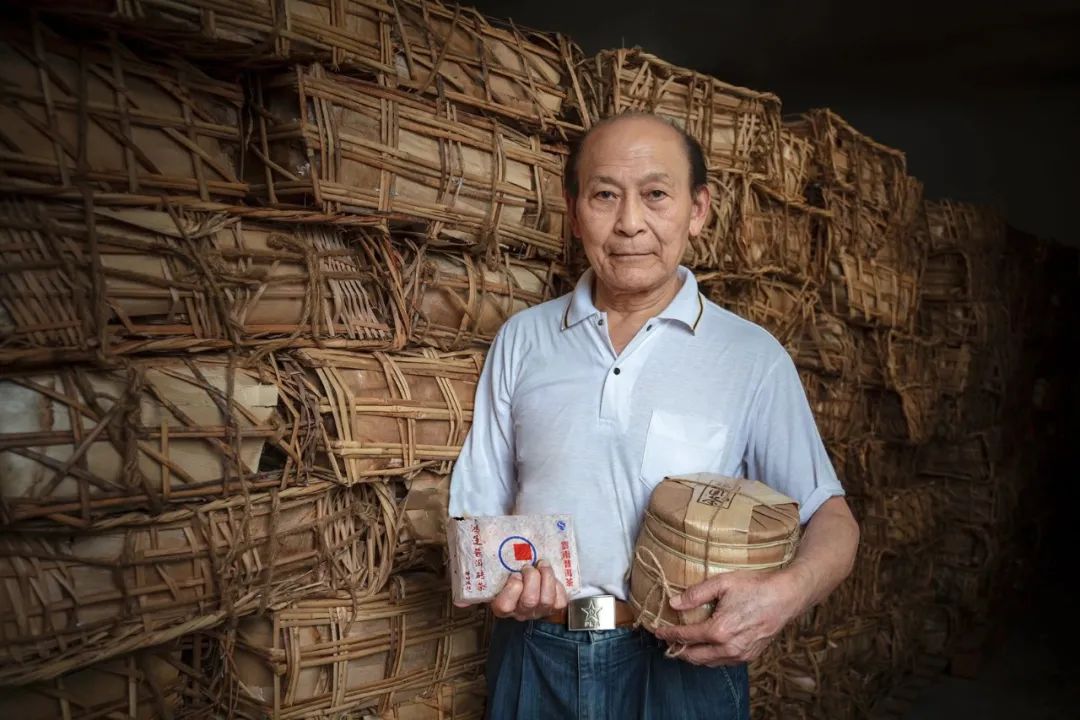 众筹丨12年陈普洱熟茶普洱教父邓时海亲制几百块喝号级茶之味
