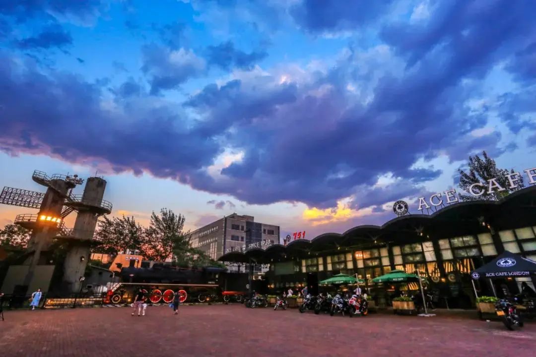 751d·park——废旧钢铁&现代艺术结合的时尚地|北京_新浪新闻