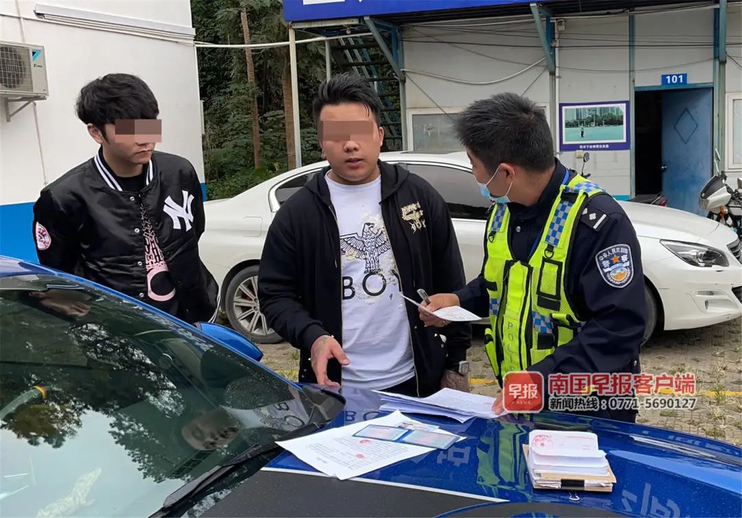 被交警抓到的图片图片