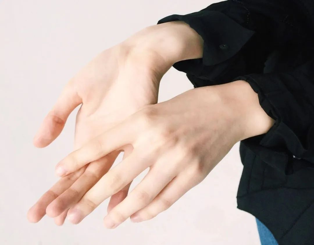 人要長壽 手要常動 學會這五個「拍手操」疏通身體經絡
