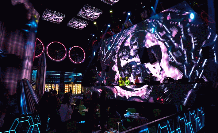 网红太空舱主题酒吧空降津城!高颜值dj热场!爱玩的都疯狂了