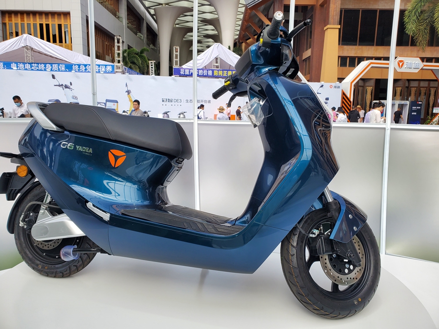 2020年,雅迪提前一个月完成了1000万台年销量目标,成为行业首个年销量