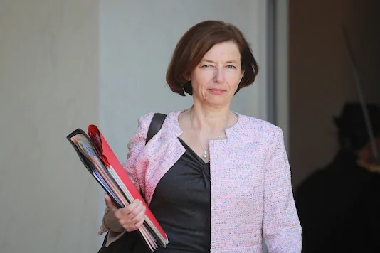 法国获准研发超级战士可用药物和内置芯片强化士兵