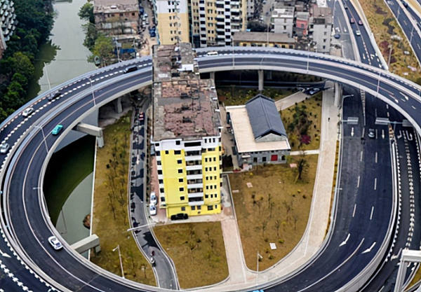 上海最牛钉子户,不给6套房不搬,僵持14年后为什么搬走了?