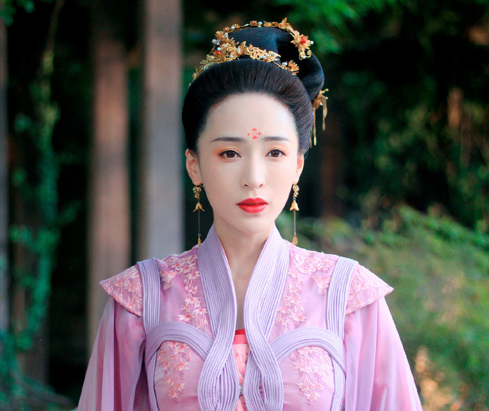 《燕云台》太妃萧啜里,出道13年不火,还是《大秦赋》里的韩霓