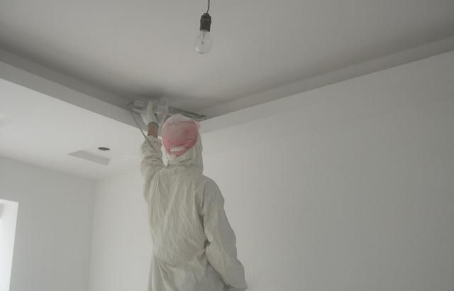 墙面涂乳胶漆,刷涂,滚涂,喷涂,有什么区别?哪种方式更好?