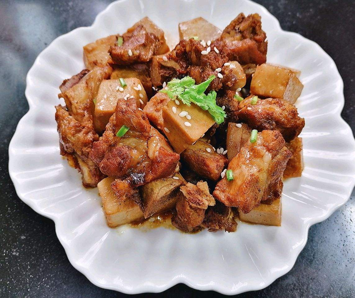 教你营养好吃的卤排骨看着都馋得想要流口水不懂的真是可惜