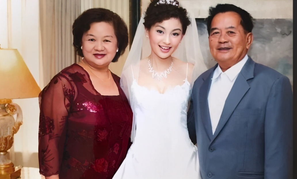 "文媚儿"陈秀丽:正红时嫁皮鞋大亨退圈,今43岁晒照仍不显老