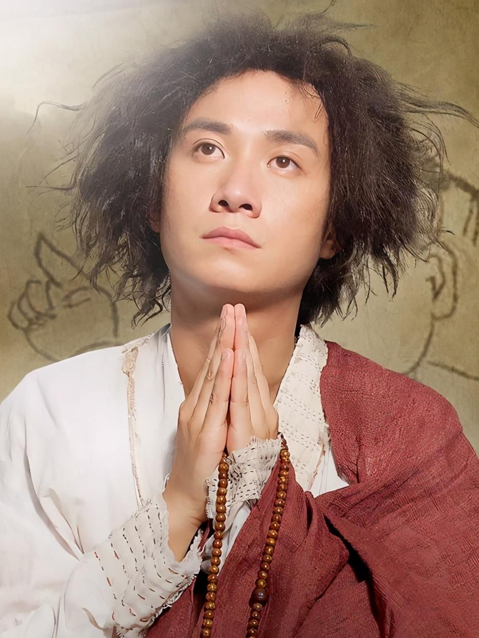 文章有作品没人品,杨迪有人品没作品,混娱乐圈哪个更重要?