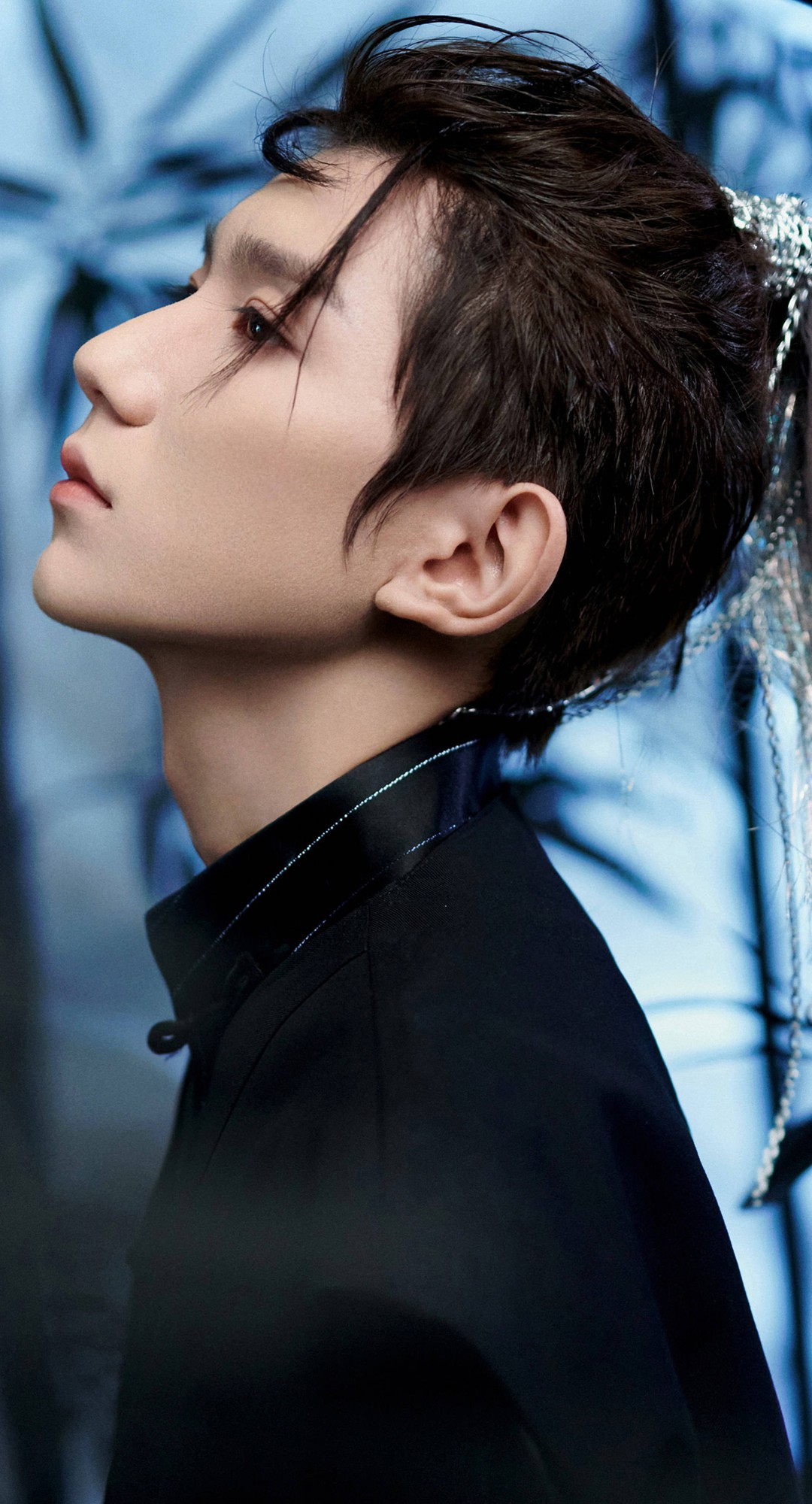 王源频繁上演精致侧颜杀无形中撩人最致命