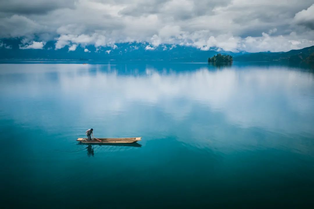 再慢一步你就追不上冬天的雨崩了