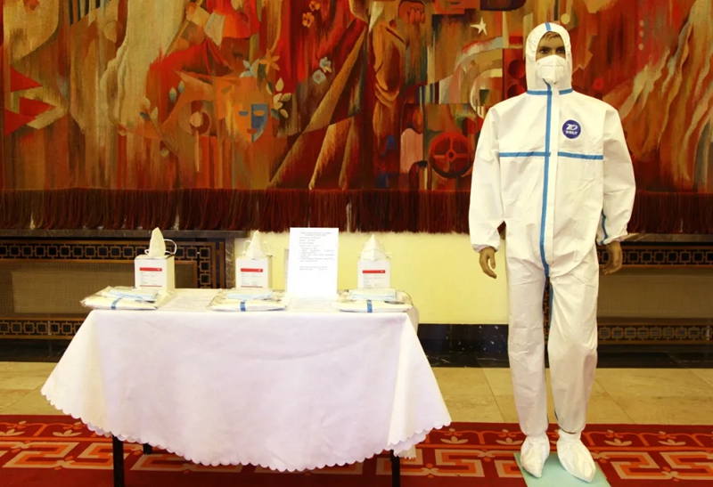 这是3月28日在蒙古国首都乌兰巴托拍摄的中国政府援助的部分抗疫物资。新华社发（嘎日迪摄）