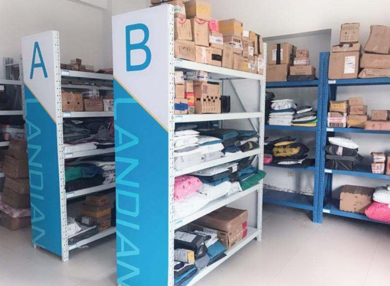 快递代收点要求拍照存档取件专家消费者权益不可偏废