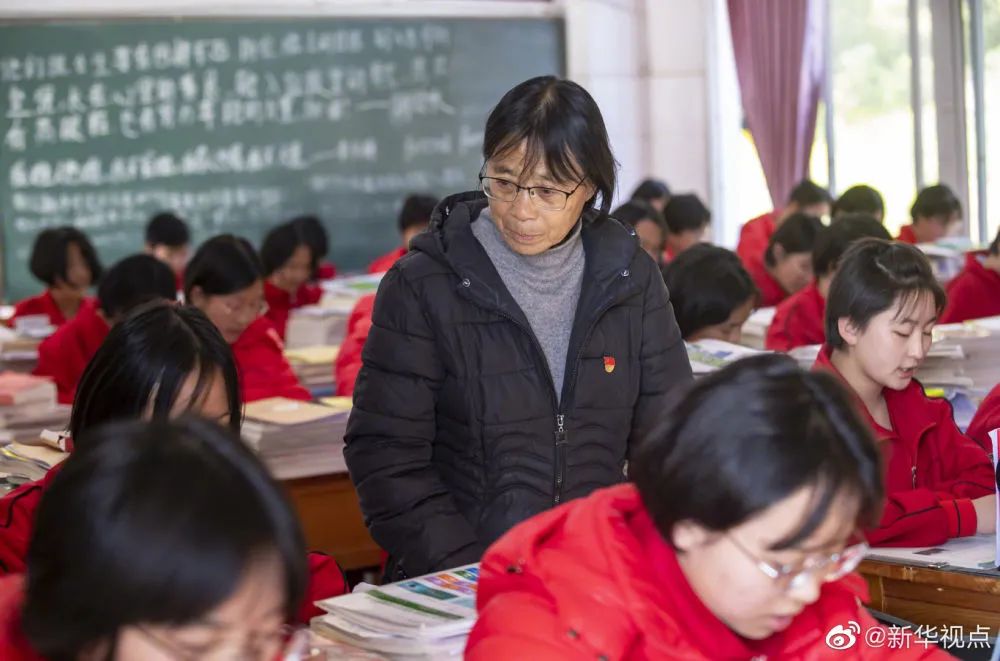 时代楷模！为了让贫困女孩昂首走出大山，张桂梅究竟有多“拼”？休闲区蓝鸢梦想 - Www.slyday.coM