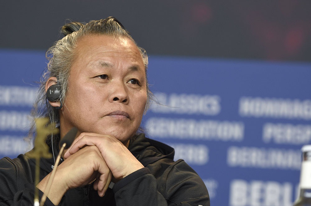 韩国导演金基德因新冠肺炎在拉脱维亚去世