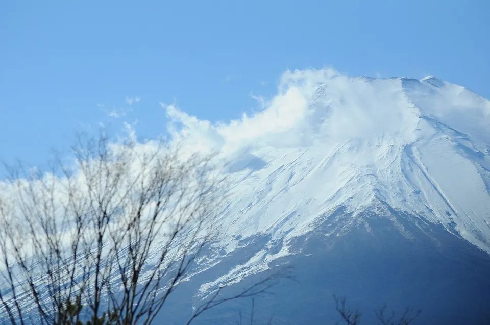 太宰治 从十国垭所见的富士山 高且景色好 新浪科技 新浪网 太宰治 从十国垭所见的富士山 高且景色好 新浪科技 新浪网