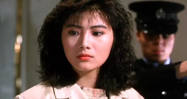 4:直击证人》,《洗黑钱》取得成功之后,杨丽菁又出演了《霸海红英》