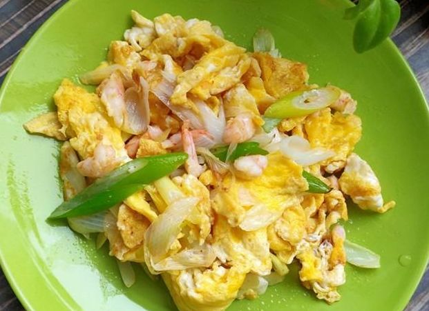 虾仁大葱炒鸡蛋