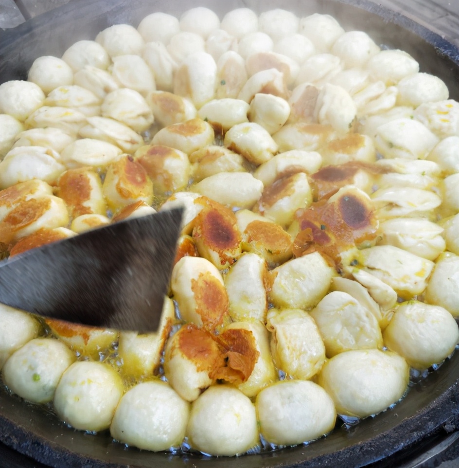 河南4大"特色"小吃,老外吃了都双手点赞,吃货:看着就馋人