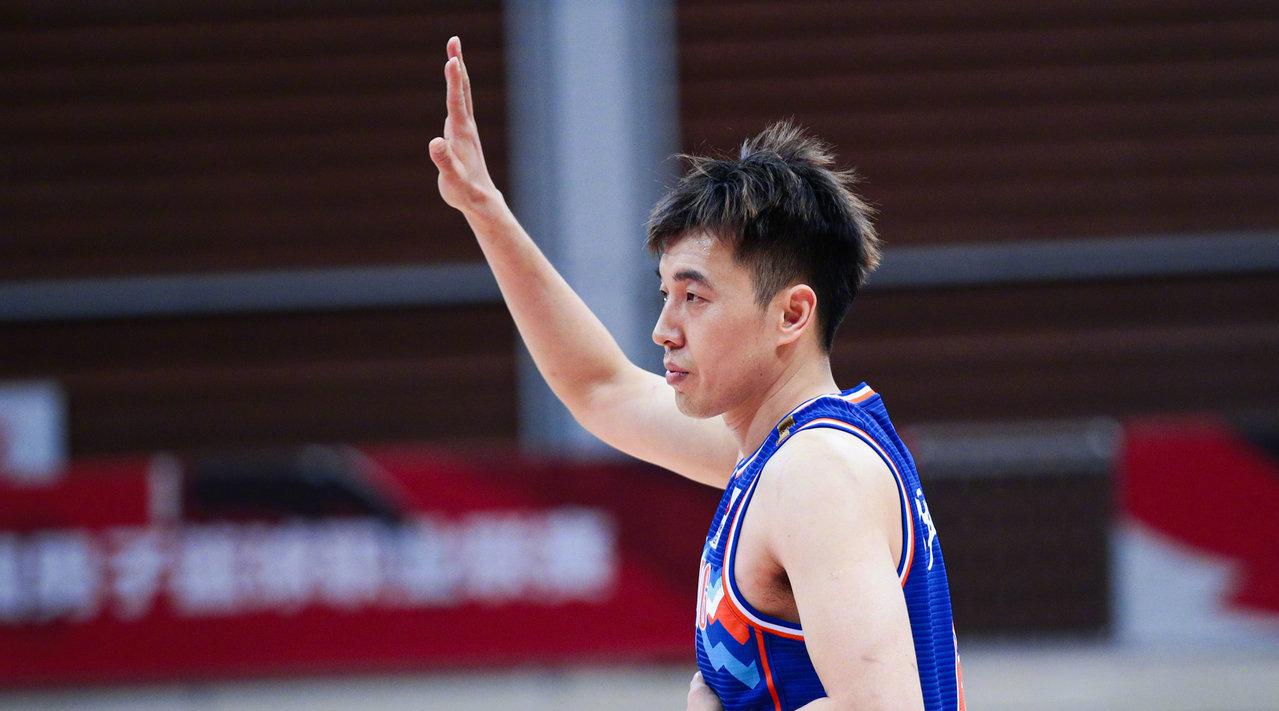 一起来看看@曾令旭 的集锦,这球风太舒服了